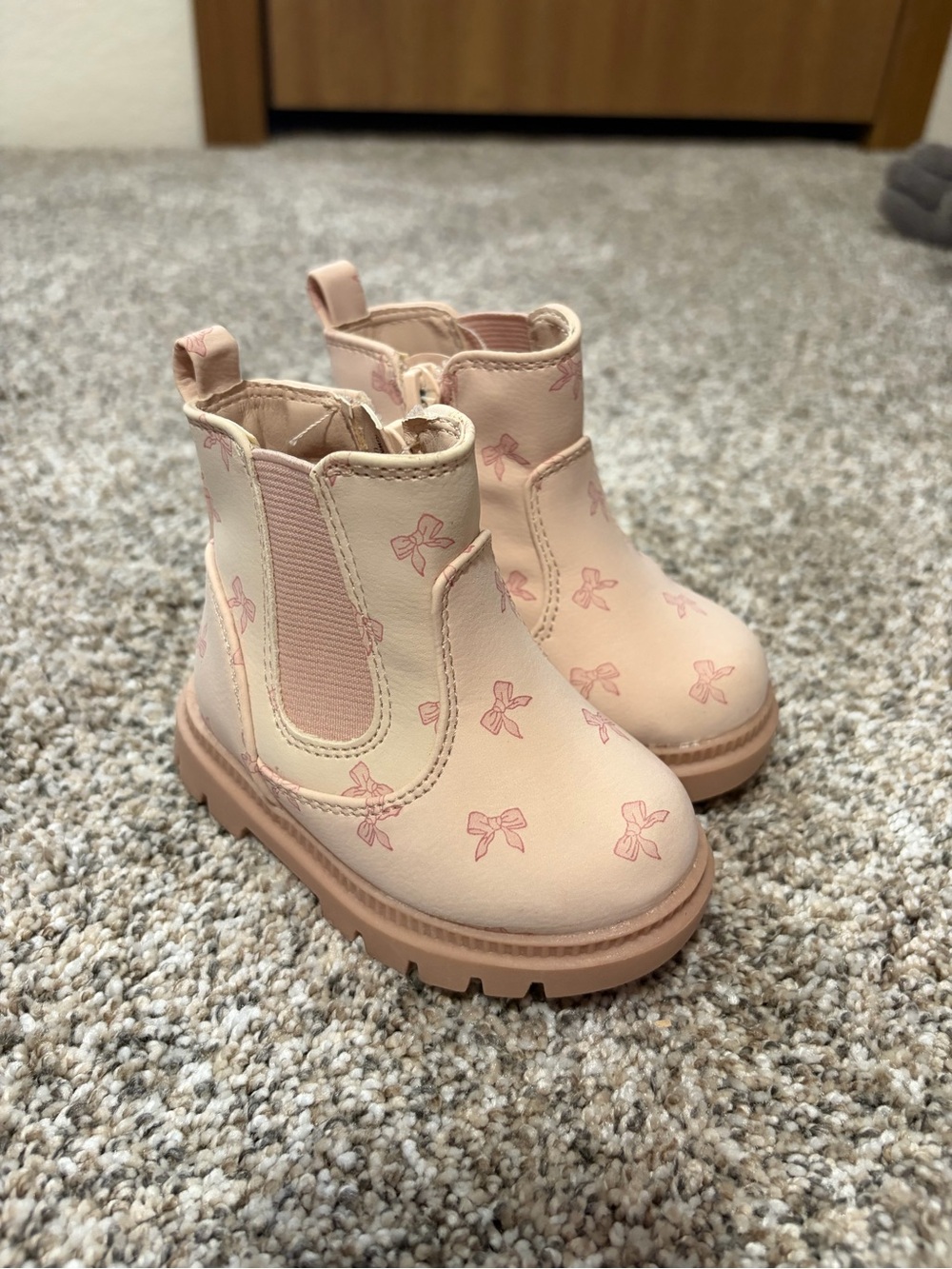 wonder nation Pink Bow Print Chelsea Boots for Kids